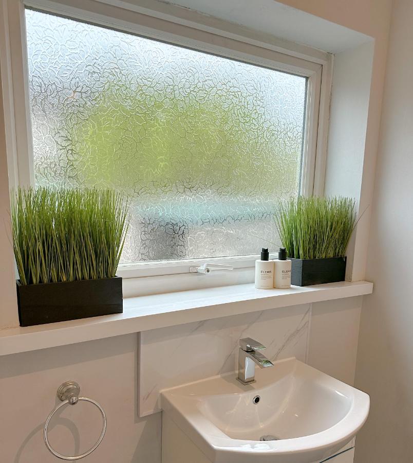 Holiday home Little Sage House Newly Refurbished With Garden - Hot Tub - Sleeps 6